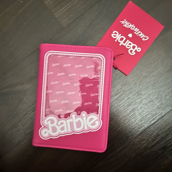 Barbie Accessories - Barbie Passport Holder